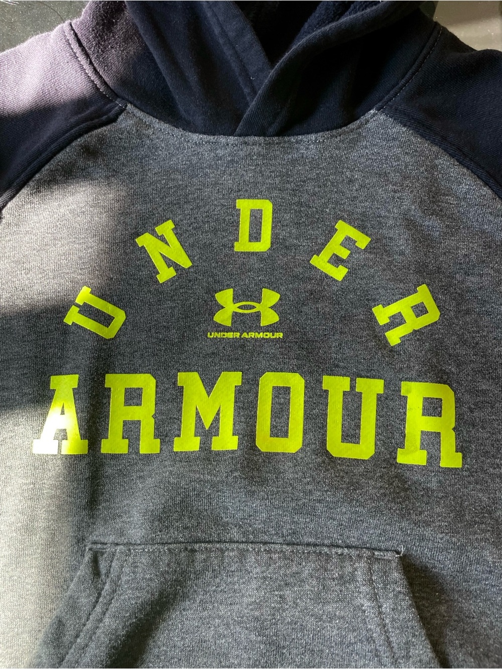 $13 💥Under Armour UA Big Logo Raglan Sleeve Fleecy Sweatshirt Hoodie, Black Gray